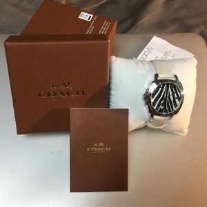 COACH CASUAL MINI WATCH WITH ZEBRA FACE/white